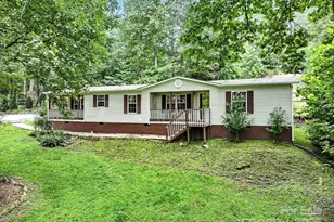 70 Pastoral Way, Hendersonville, NC 28739 - Photo 2