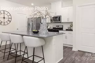 736 14th Ave Ct NE, Hickory, NC 28601 - Photo 4