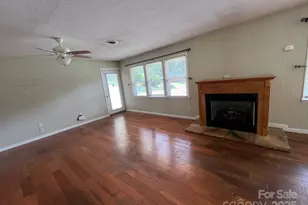 2534 Nix Creek Rd, Marion, NC 28752 - Photo 8