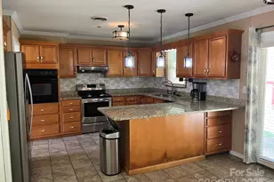 2534 Nix Creek Rd, Marion, NC 28752 - Photo 12