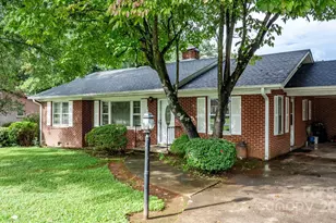 1106 3rd St Dr SE, Conover, NC 28613 - Photo 8