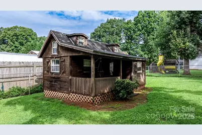 1106 3rd Street Drive SE, Conover, NC 28613 - Photo 36