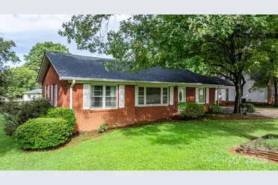 1106 3rd Street Drive SE, Conover, NC 28613 - Photo 6