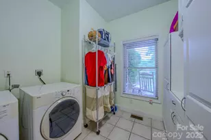 101 Lake Club Ln, Nebo, NC 28761 - Photo 12