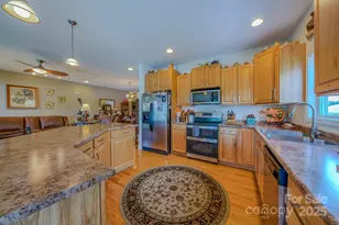 101 Lake Club Ln, Nebo, NC 28761 - Photo 42