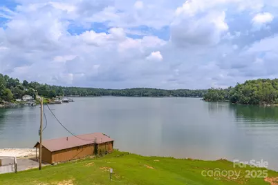 101 Lake Club Lane, Nebo, NC 28761 - Photo 4