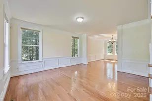 11118 Persimmon Creek Dr, Mint Hill, NC 28227 - Photo 8