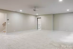 281 Carriage Crest Dr, Hendersonville, NC 28791 - Photo 36