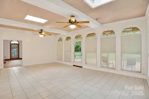 1212 Burtonwood Cir, Charlotte, NC 28212 - Photo 20