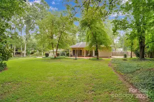 1212 Burtonwood Cir, Charlotte, NC 28212 - Photo 36