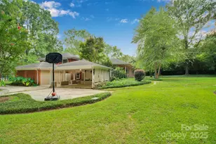 1212 Burtonwood Cir, Charlotte, NC 28212 - Photo 40