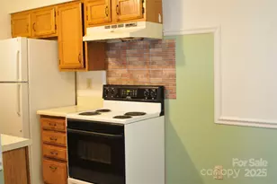 9601-A Vinca Circle, Charlotte, NC 28213 - Photo 4