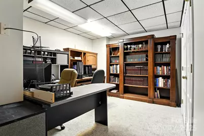 5042 Ridgeland Drive, Hickory, NC 28602 - Photo 34