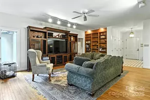 5042 Ridgeland Dr, Hickory, NC 28602 - Photo 6