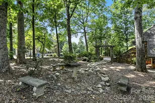 5042 Ridgeland Dr, Hickory, NC 28602 - Photo 36