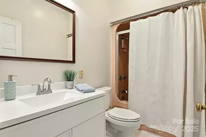 5042 Ridgeland Drive, Hickory, NC 28602 - Photo 22