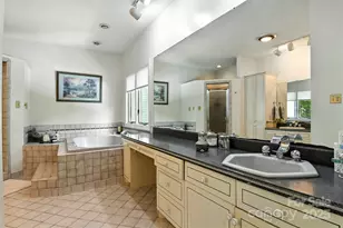 5042 Ridgeland Dr, Hickory, NC 28602 - Photo 18