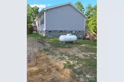 2939 Landfill Road, Mount Croghan, SC 29727 - Photo 4