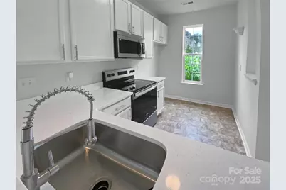 6612 Tor Drive, Charlotte, NC 28269 - Photo 8