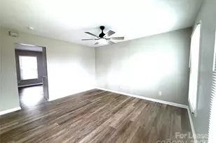 310 Catawba Ave W, Mount Holly, NC 28120 - Photo 4