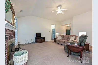 5607 Oak Drive, Charlotte, NC 28216 - Photo 14