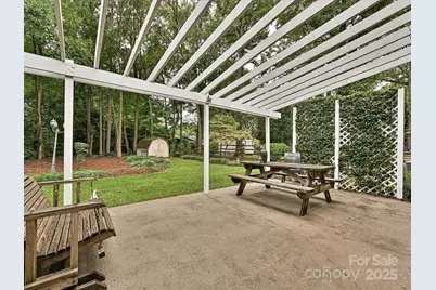 5607 Oak Drive, Charlotte, NC 28216 - Photo 22
