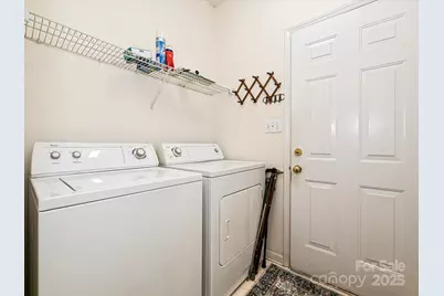 5607 Oak Drive, Charlotte, NC 28216 - Photo 20