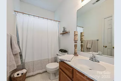 5607 Oak Drive, Charlotte, NC 28216 - Photo 18