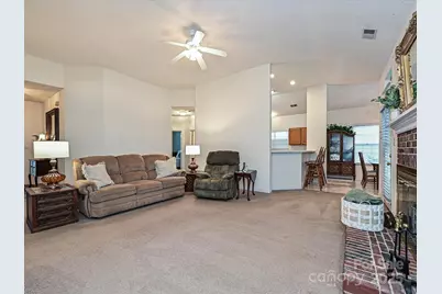 5607 Oak Drive, Charlotte, NC 28216 - Photo 6