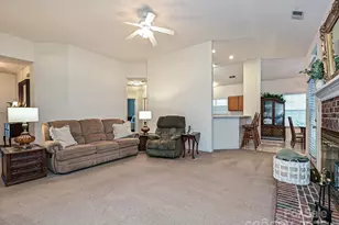 5607 Oak Dr, Charlotte, NC 28216 - Photo 6