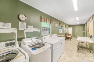 102 Boyd Dr, Flat Rock, NC 28731 - Photo 20