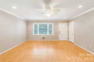 102 Boyd Dr, Flat Rock, NC 28731 - Photo 8