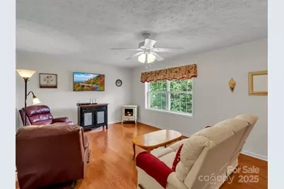 562 Beechwood Drive, Sylva, NC 28779 - Photo 8