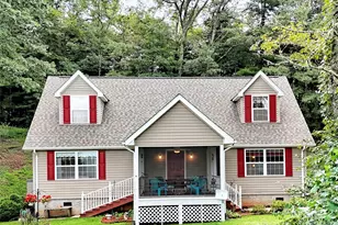 562 Beechwood Dr, Sylva, NC 28779 - Photo 1