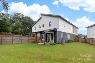 102 Mattoon St, Charlotte, NC 28216 - Photo 32