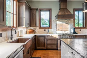 50 Hallett Ct, Asheville, NC 28803 - Photo 16