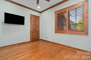 50 Hallett Ct, Asheville, NC 28803 - Photo 8
