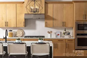 4240 Pinekirk Dr, Charlotte, NC 28269 - Photo 2