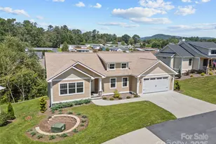 54 Olde Oak Ln, Hendersonville, NC 28792 - Photo 2