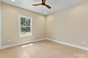 54 Olde Oak Ln, Hendersonville, NC 28792 - Photo 16