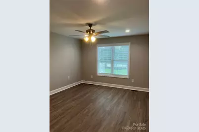 302 E Boyd Street #Unit B, Maiden, NC 28650 - Photo 8