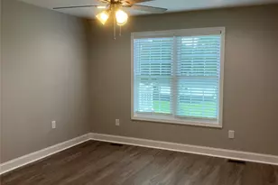 302 E Boyd St, Maiden, NC 28650 - Photo 8