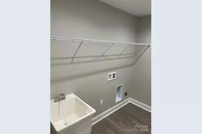 302 E Boyd Street #Unit B, Maiden, NC 28650 - Photo 4