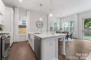 2600 Mason Cir, Charlotte, NC 28205 - Photo 14