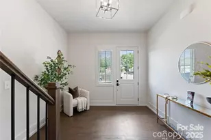 2600 Mason Cir, Charlotte, NC 28205 - Photo 2