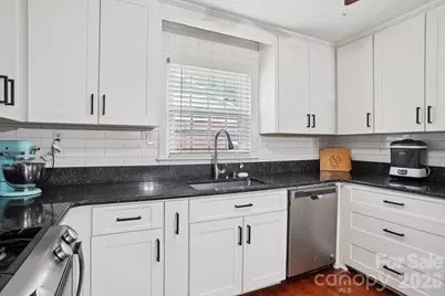 1527 Burnley Road, Charlotte, NC 28210 - Photo 8