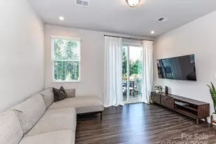 2313 Lazette Dr, Charlotte, NC 28216 - Photo 16