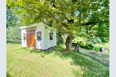 329 Morehead Road, Marion, NC 28752 - Photo 8