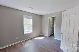 1217 Triece Ln, Charlotte, NC 28215 - Photo 10