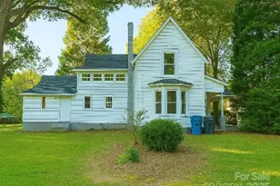 310 E Church St, Troutman, NC 28166 - Photo 2